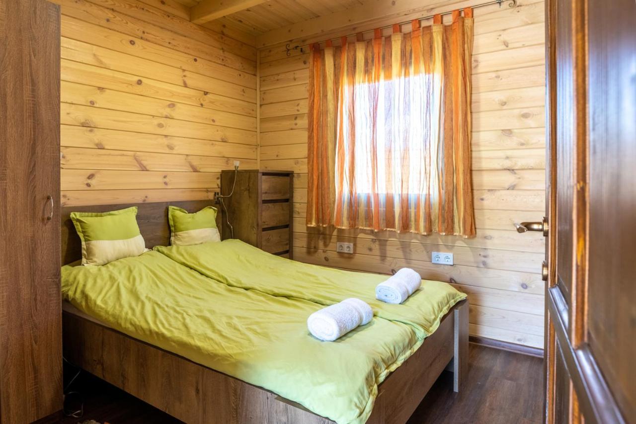 Kiraly Lovastanya Panzio Bed and Breakfast Janoshalma Eksteriør billede
